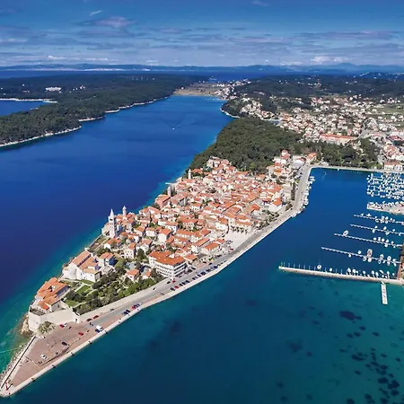 In Rab With Kitchen Apartament *