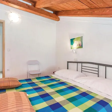 In Rab With Kitchen Apartament Barbat na Rabu