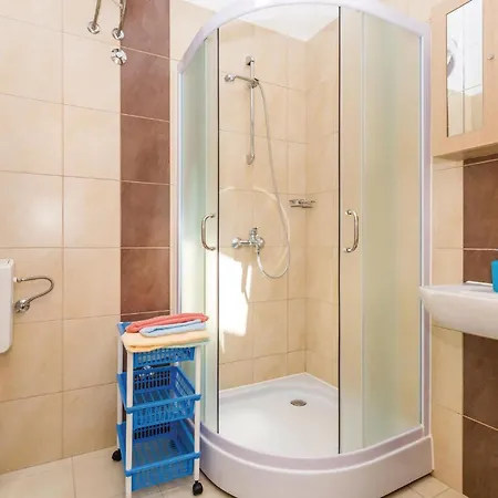 In Rab With Kitchen Barbat na Rabu