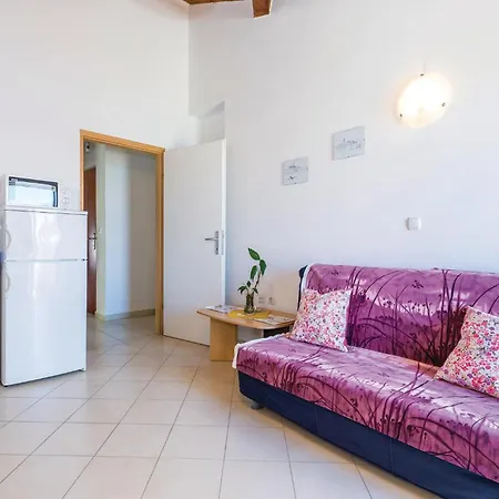 1 Bedroom Cozy In Rab Barbat na Rabu