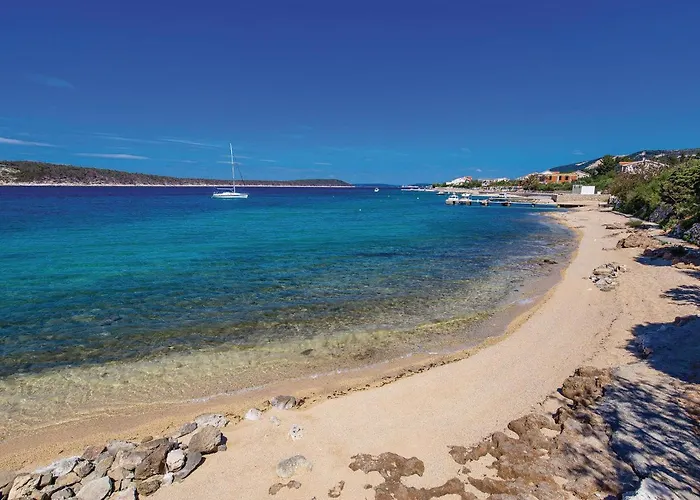 In Rab With Kitchen Apartment *