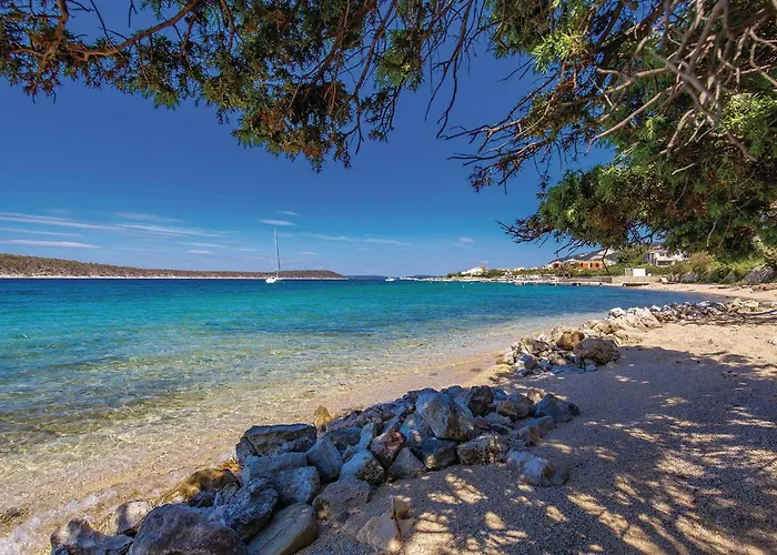 In Rab With Kitchen Barbat na Rabu